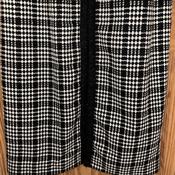 Patterned long coat - Picture 2 of 3